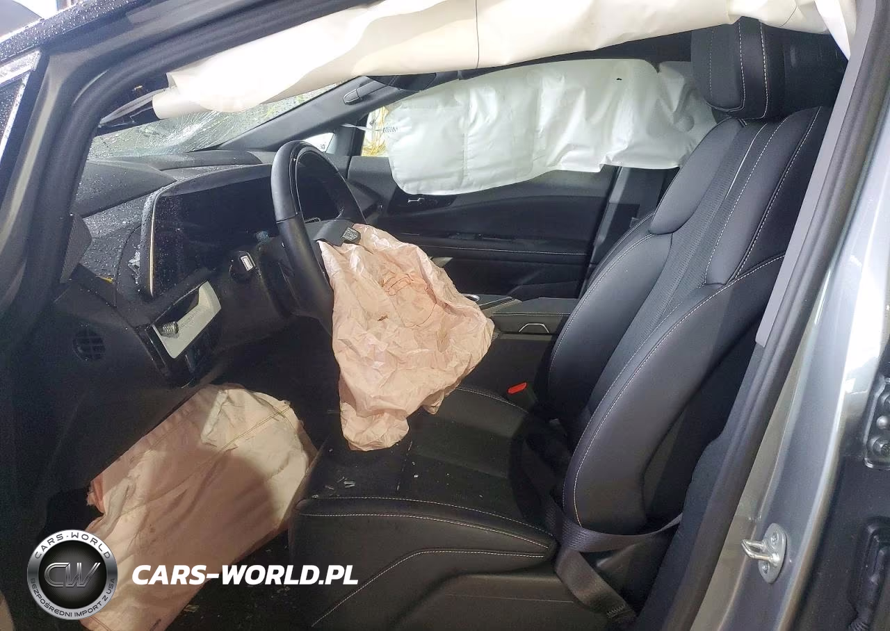 2025 Cadillac Optiq Luxury VIN:3GYK3DMR5SS266717 - 7