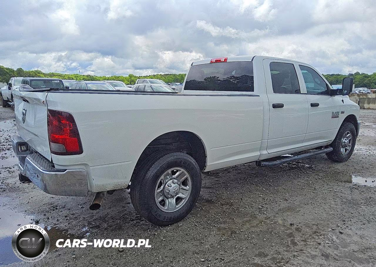 2018 Ram 2500 St VIN:3C6UR4HJXJG179437 - 3