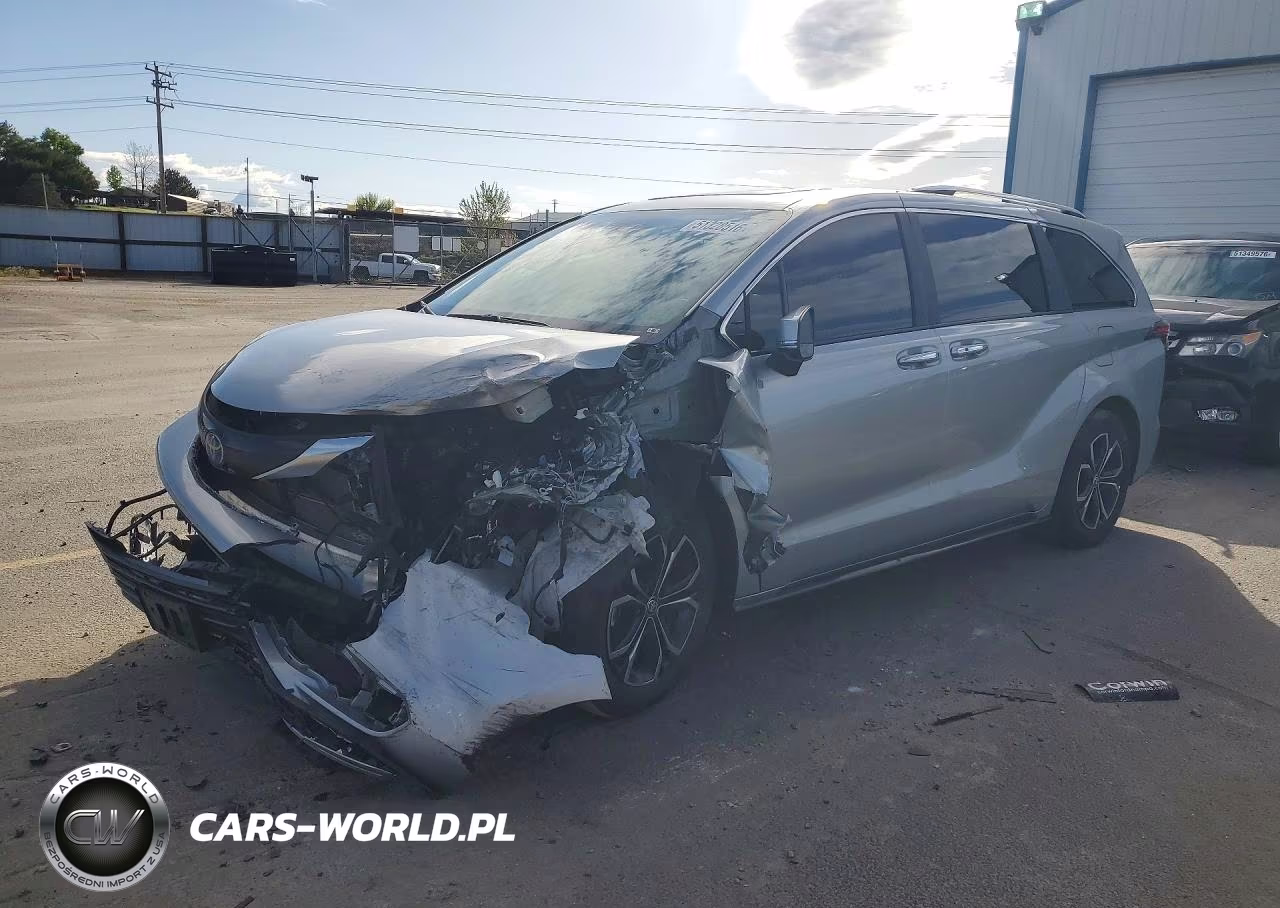 2025 Toyota Sienna Platinum 7-Passenger – zdjęcie 1 z 13
