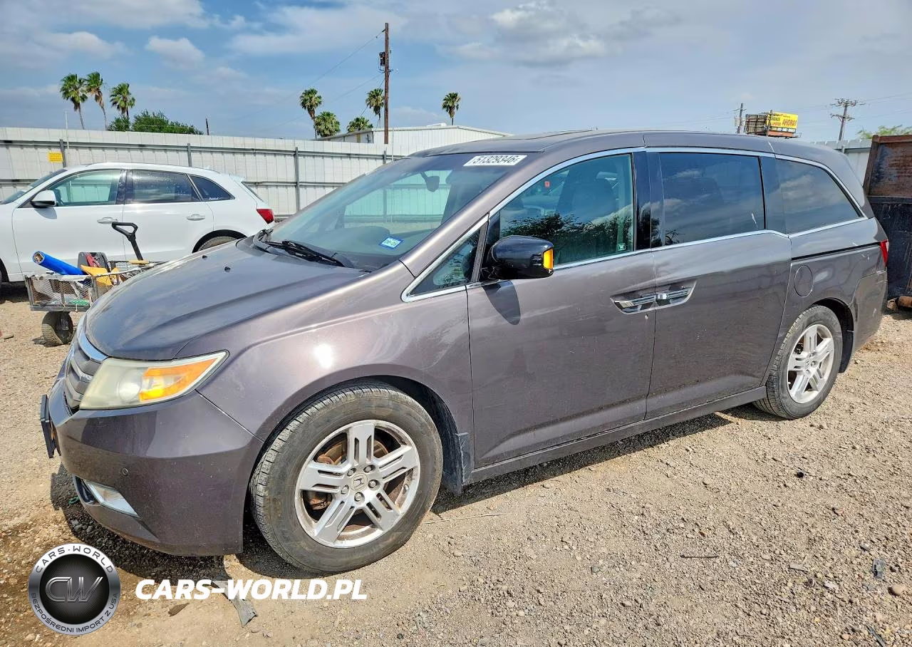 2012 Honda Odyssey Touring – zdjęcie 1 z 13