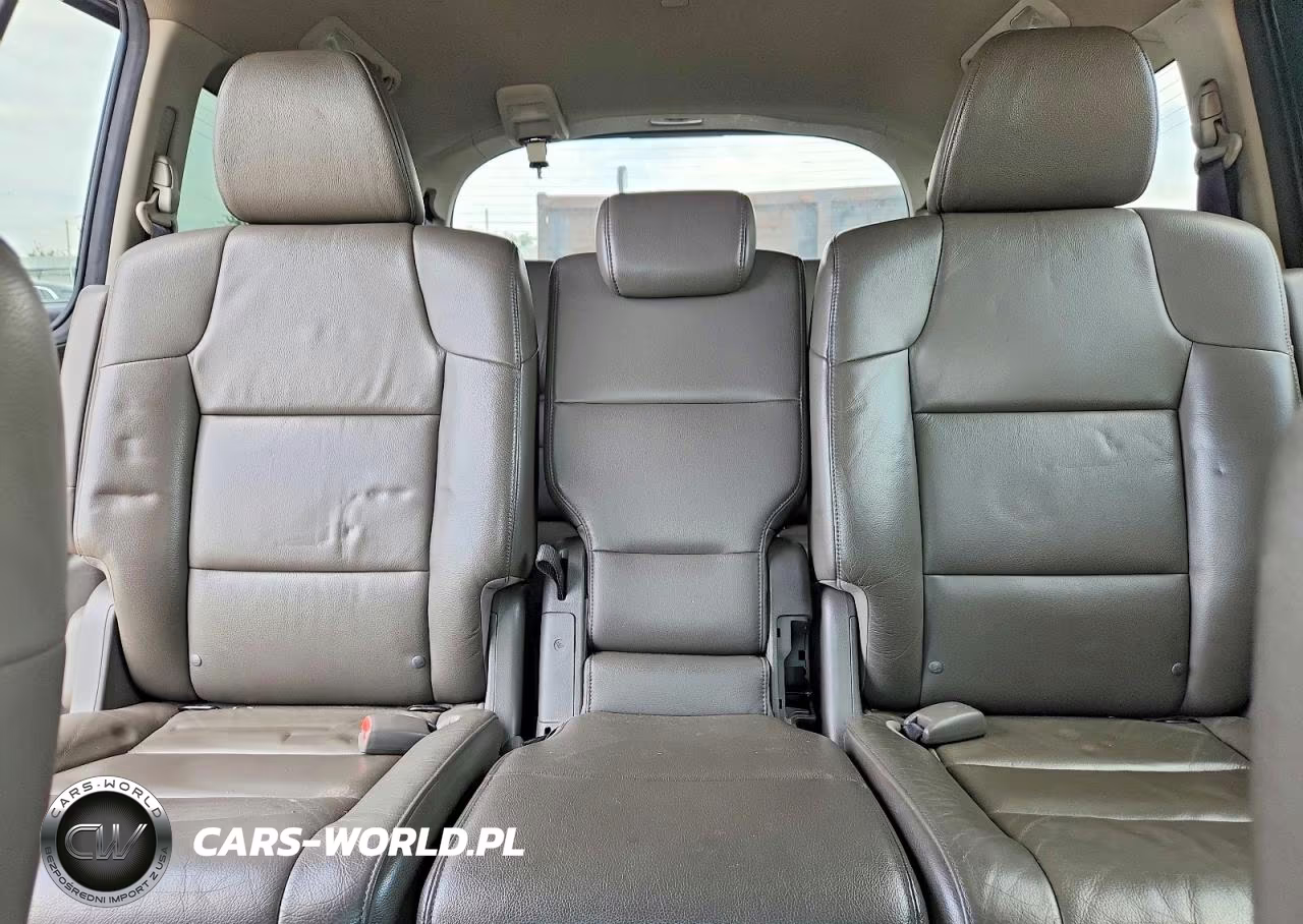 2012 Honda Odyssey Touring VIN:5FNRL5H9XCB058475 - 10