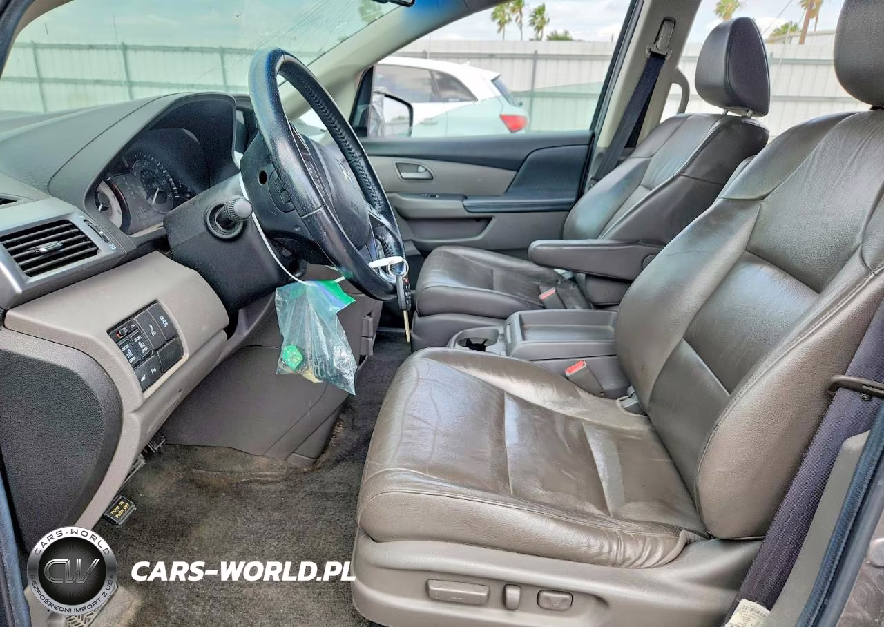 2012 Honda Odyssey Touring VIN:5FNRL5H9XCB058475 - 7