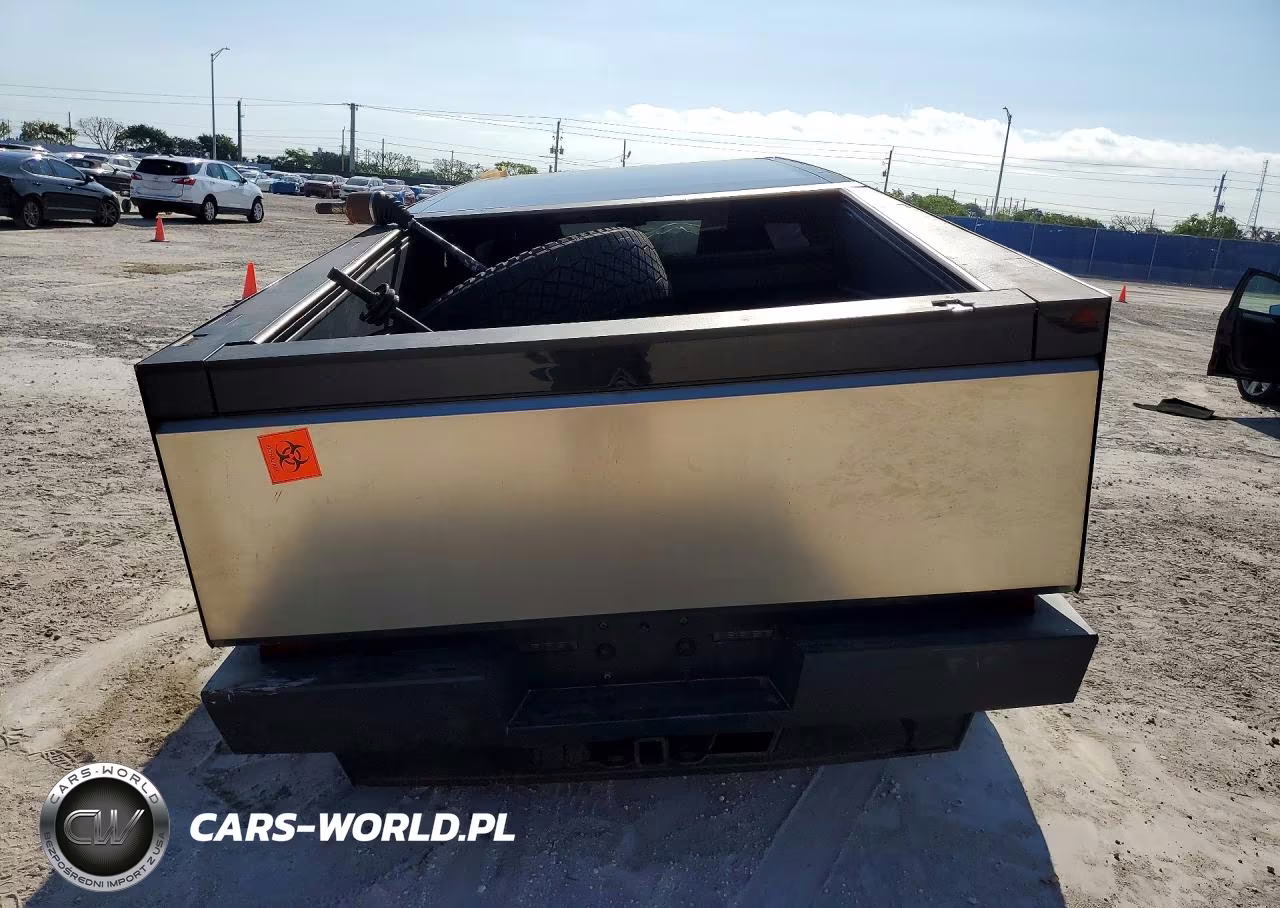 2024 Tesla Cybertruck VIN:7G2CEHED4RA014209 - 6