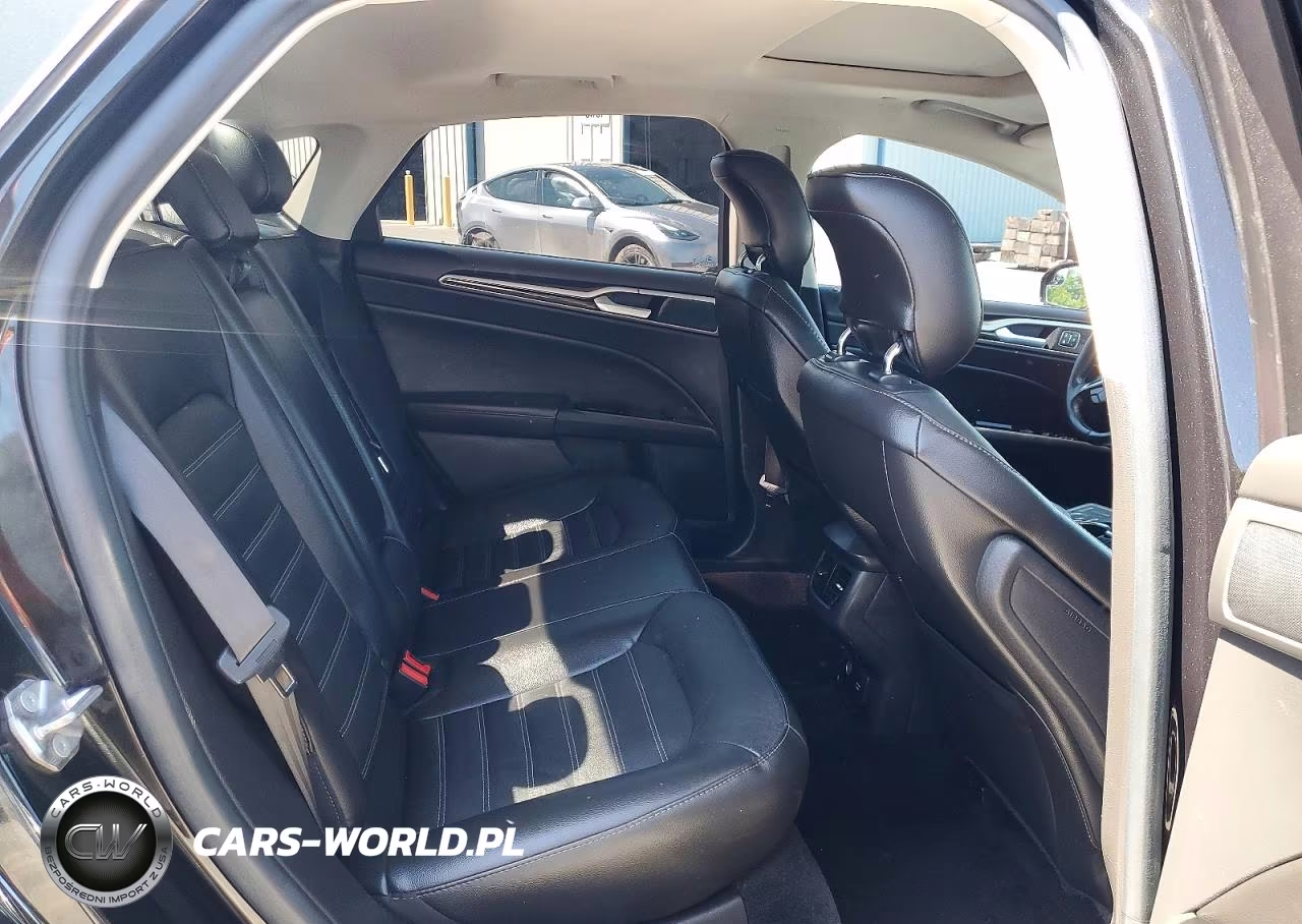 2014 Ford Fusion Se Hybrid VIN:3FA6P0LU4ER357487 - 10