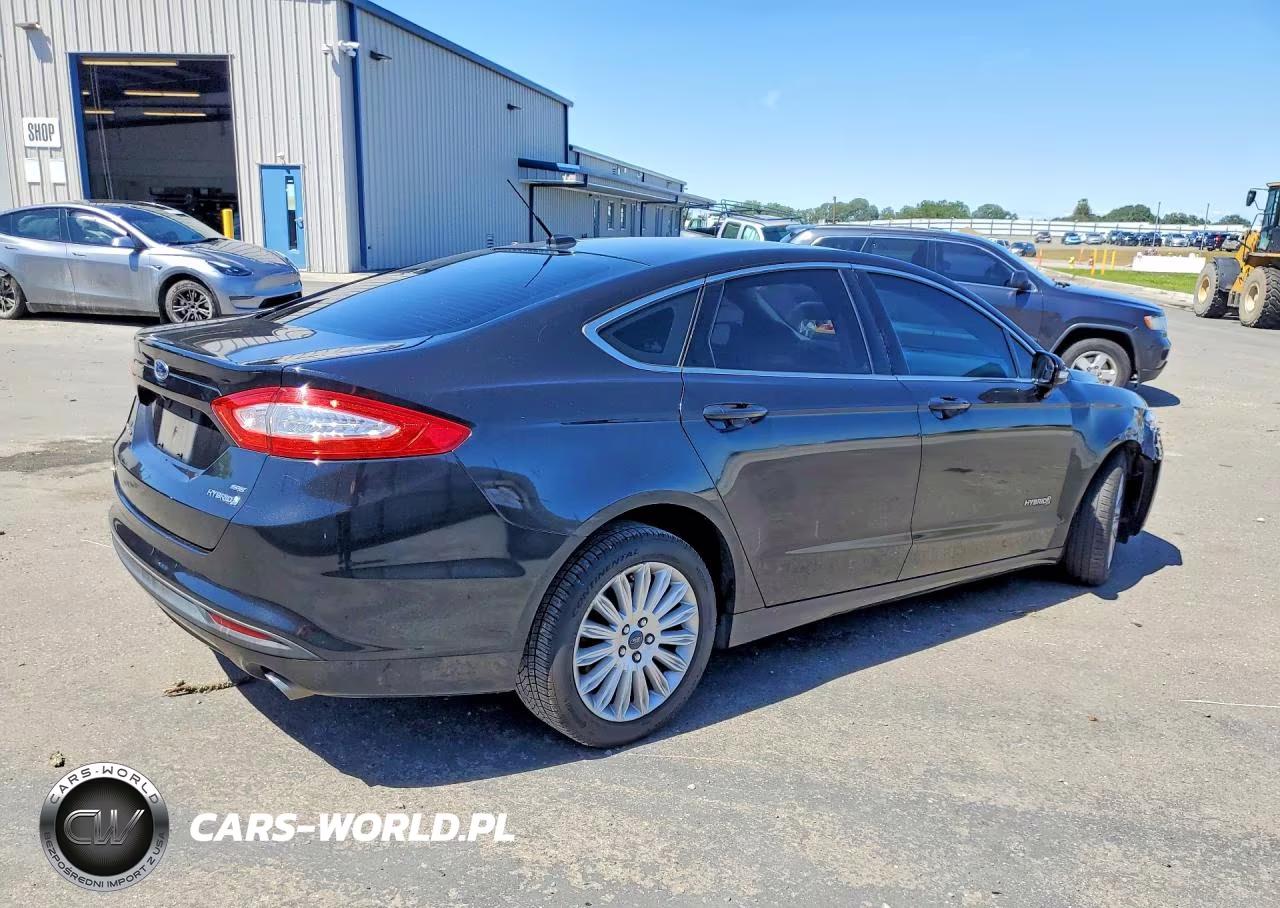 2014 Ford Fusion Se Hybrid VIN:3FA6P0LU4ER357487 - 3