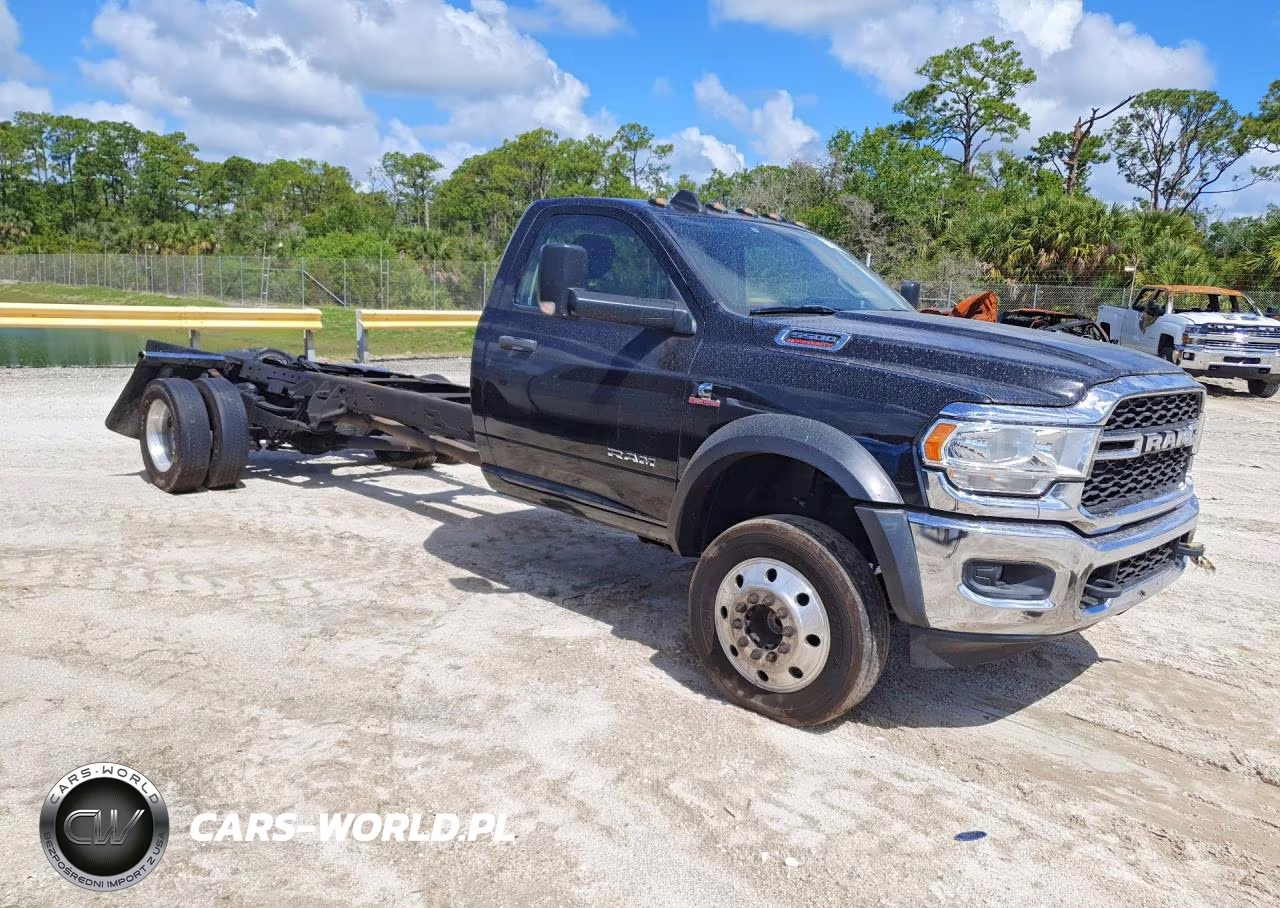 2019 Ram 5500 VIN:3C7WRMDL5KG535676 - 4