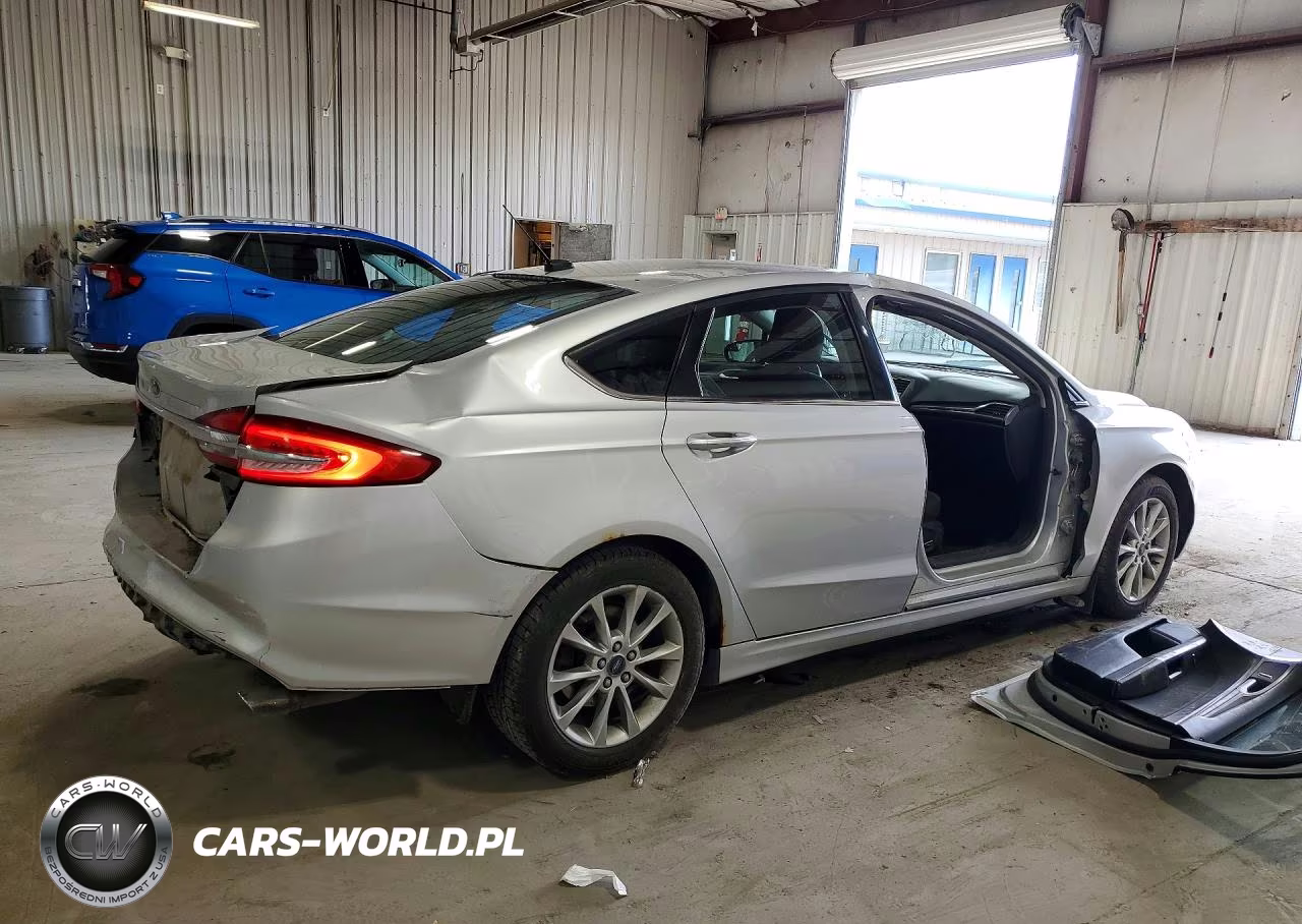 2017 Ford Fusion Se VIN:3FA6P0H71HR173339 - 3