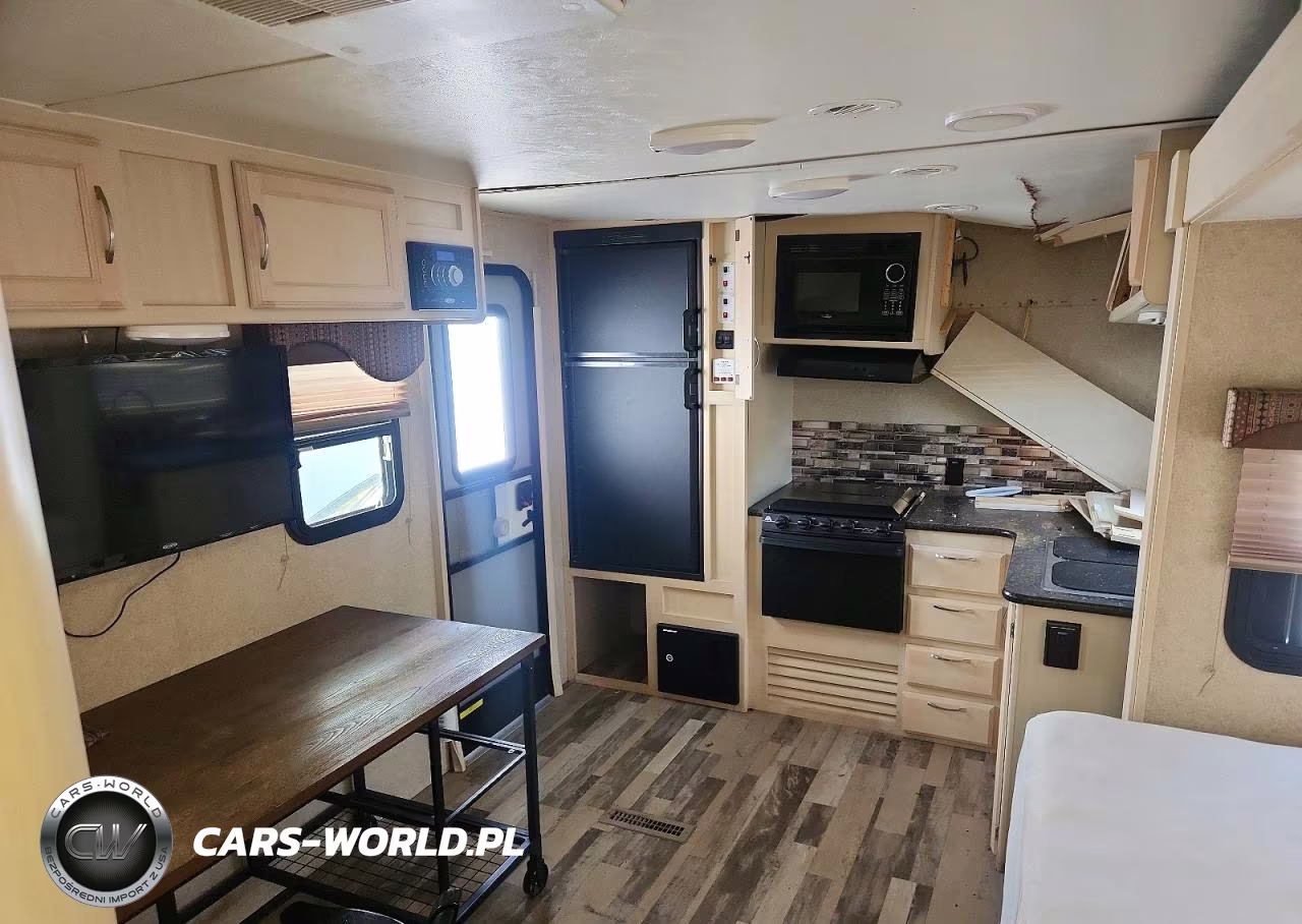 2017 Winnebago Minnie Camper VIN:54CTM1R23H3031927 - 6