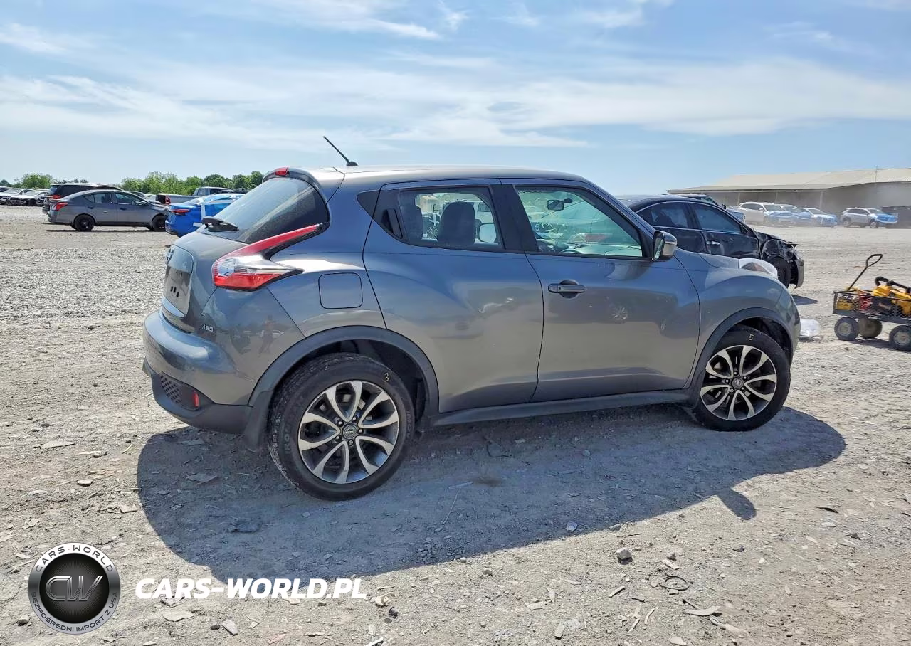 2015 Nissan Juke S VIN:JN8AF5MV3FT565621 - 3
