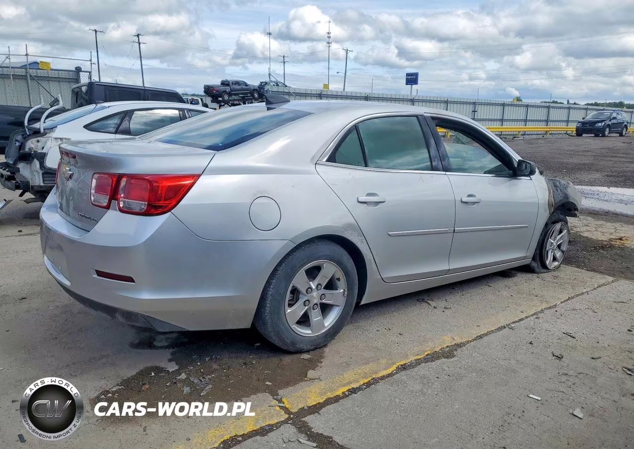 2015 Chevrolet Malibu Ls VIN:1G11A5SL4FF146079 - 3