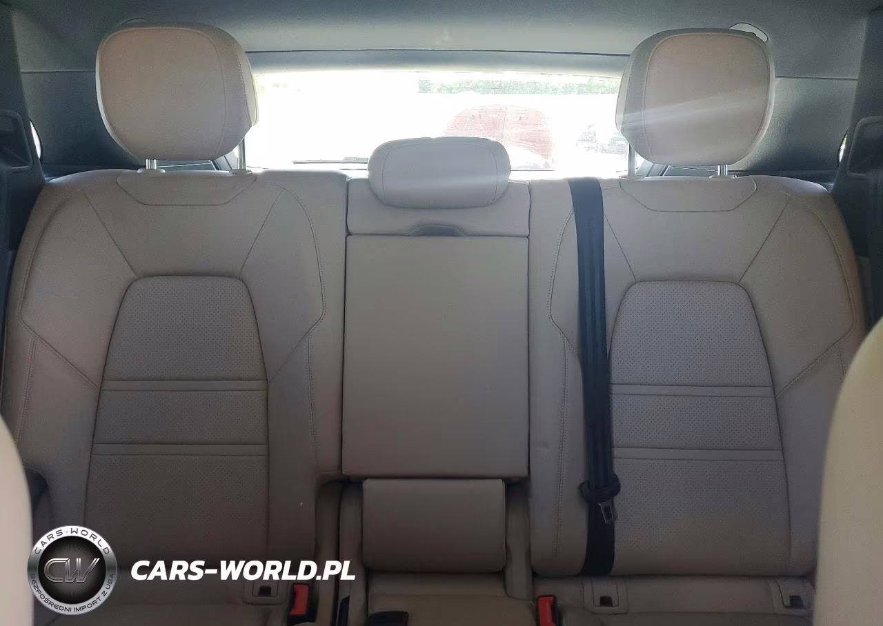 2019 Porsche Cayenne VIN:WP1AA2AY0KDA10636 - 10