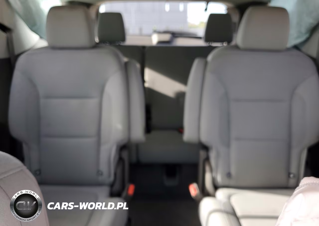2019 Chevrolet Traverse Lt VIN:1GNERGKW8KJ244635 - 10