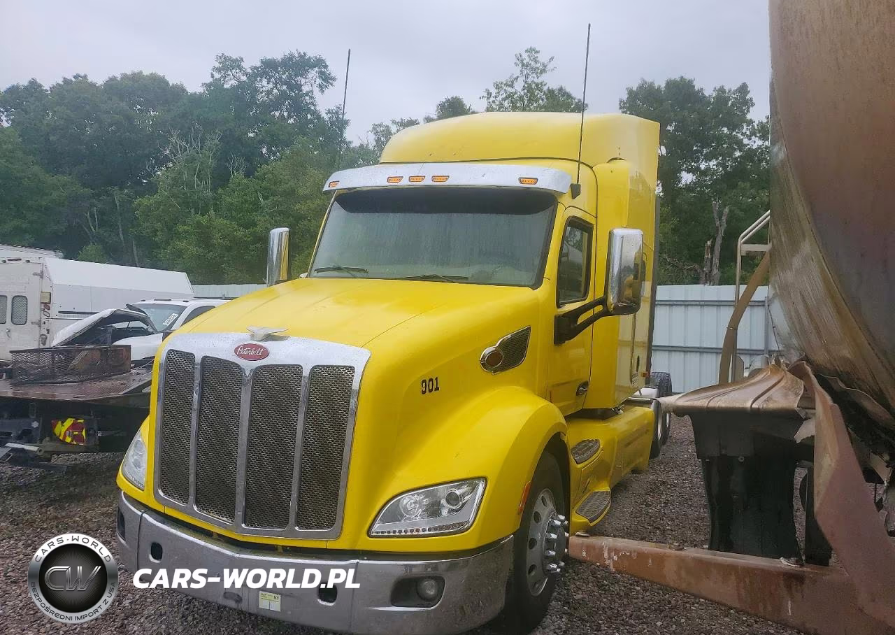 2017 Peterbilt 579 Semi Truck VIN:1NPBGGGG10D455618 - 2