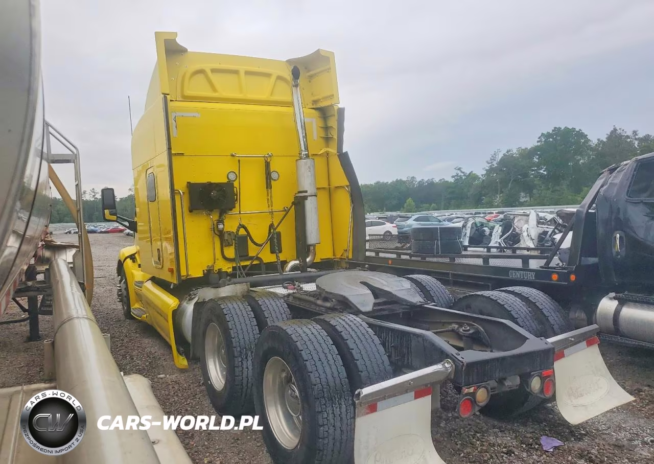 2017 Peterbilt 579 Semi Truck VIN:1NPBGGGG10D455618 - 3