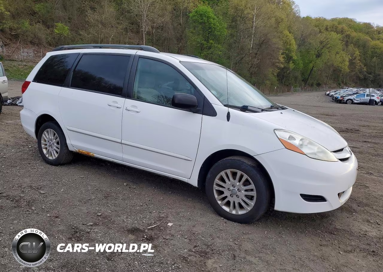 2007 Toyota Sienna Le VIN:5TDBK23CX7S008408 - 4