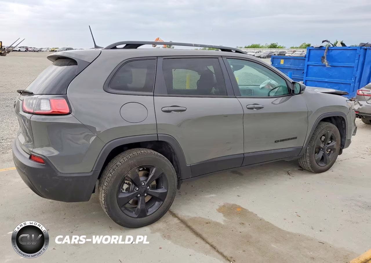 2023 Jeep Cherokee Altitude Lux VIN:1C4PJMMB6PD100217 - 3