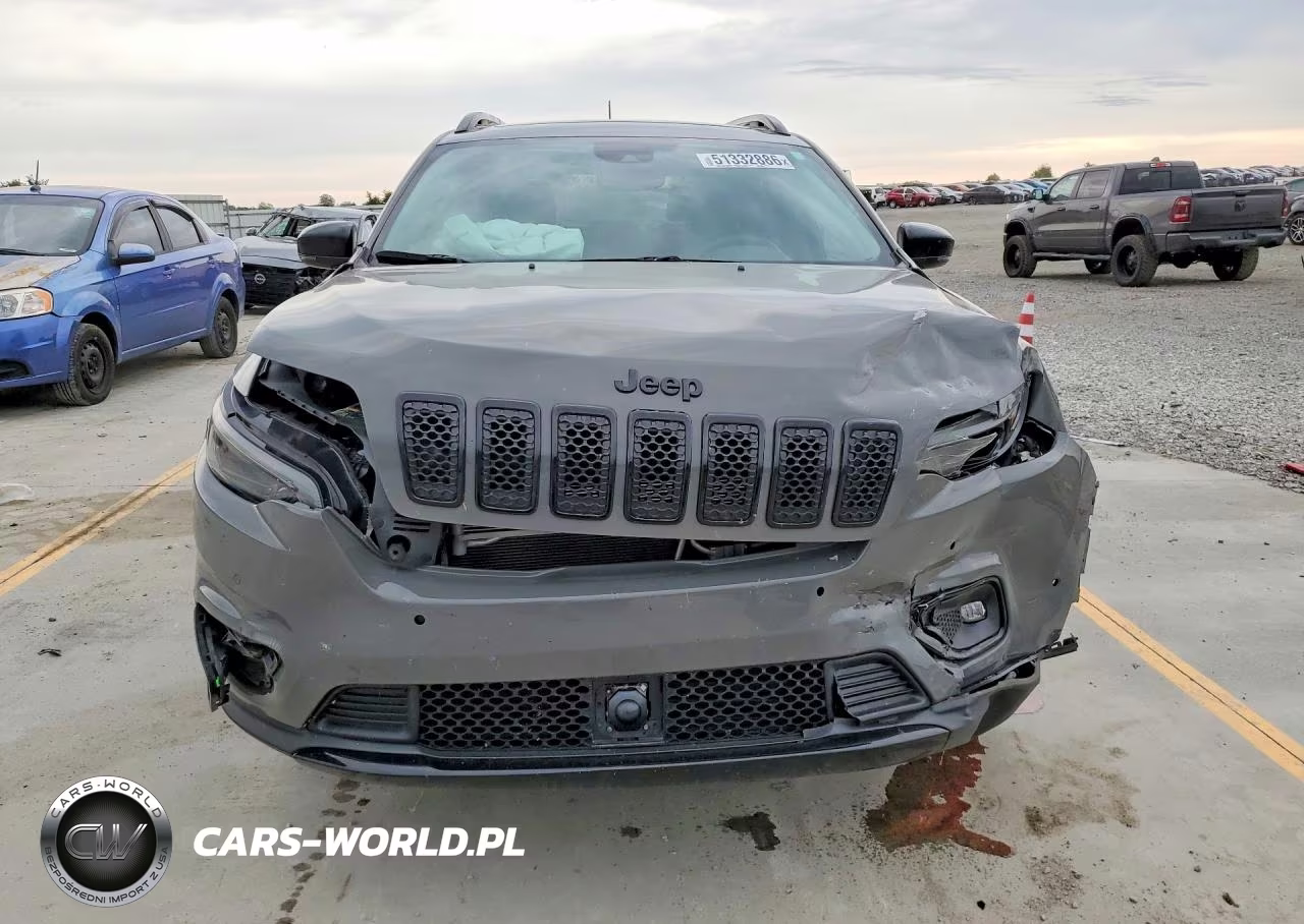 2023 Jeep Cherokee Altitude Lux VIN:1C4PJMMB6PD100217 - 5