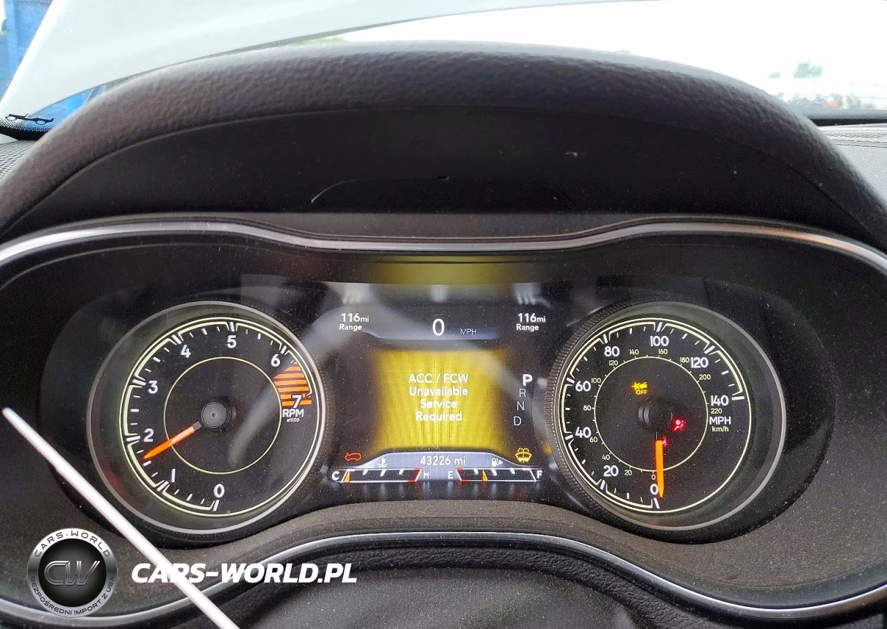 2023 Jeep Cherokee Altitude Lux VIN:1C4PJMMB6PD100217 - 9
