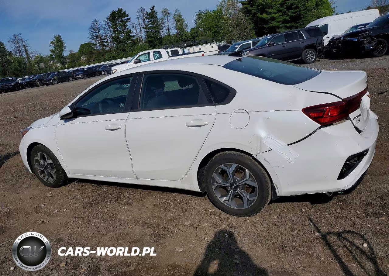 2021 Kia Forte Lxs VIN:3KPF24AD2ME386382 - 2