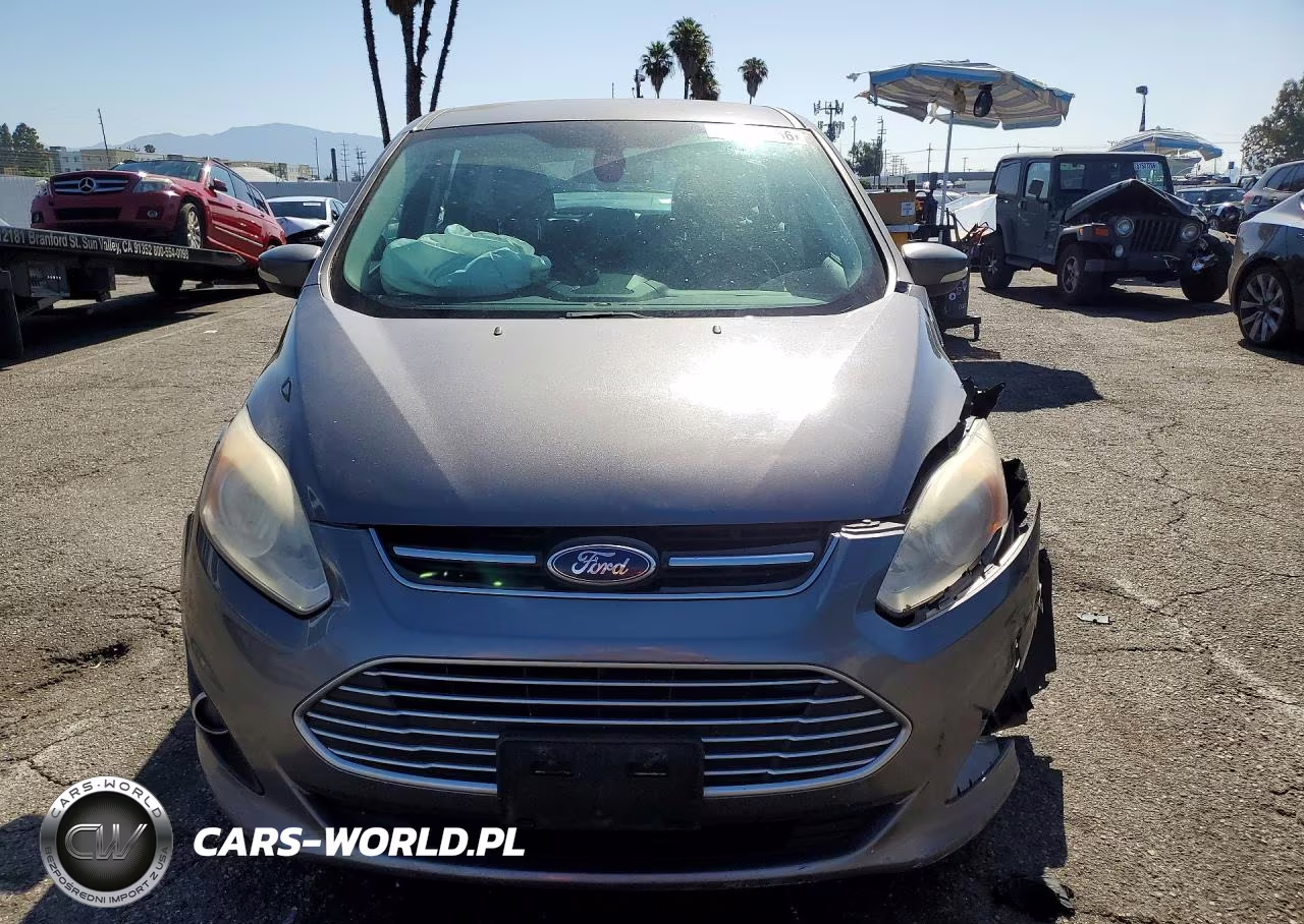 2013 Ford C-Max Premium VIN:1FADP5CU8DL529912 - 5