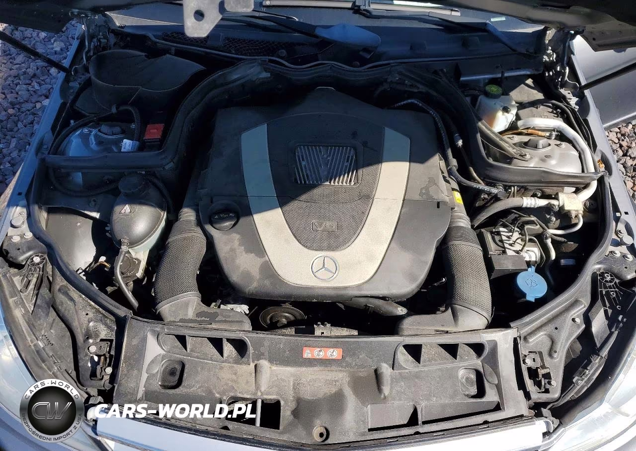 2012 Mercedes-Benz C 300 4Matic VIN:WDDGF8BBXCR211044 - 11