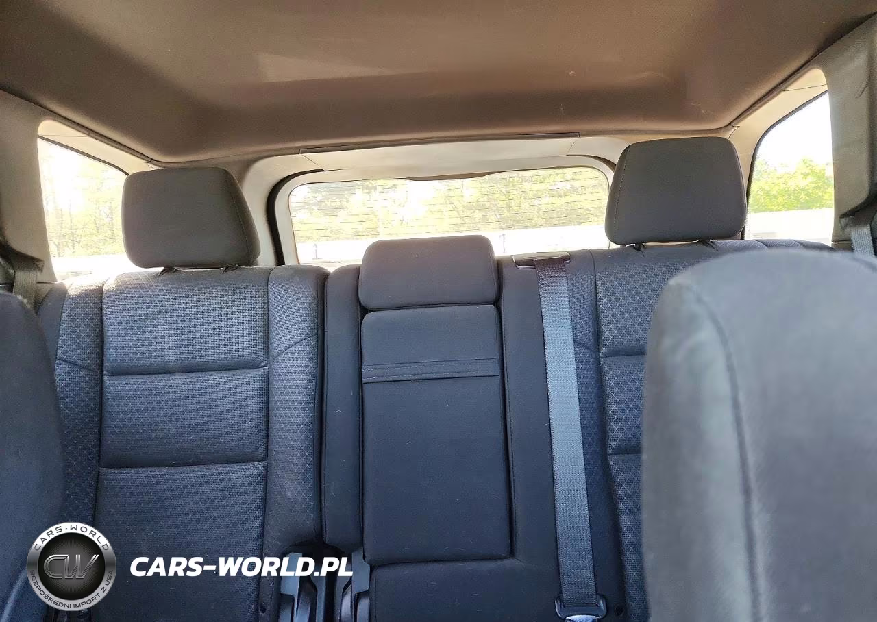 2020 Jeep Grand Cherokee Laredo VIN:1C4RJFAG0LC210975 - 10