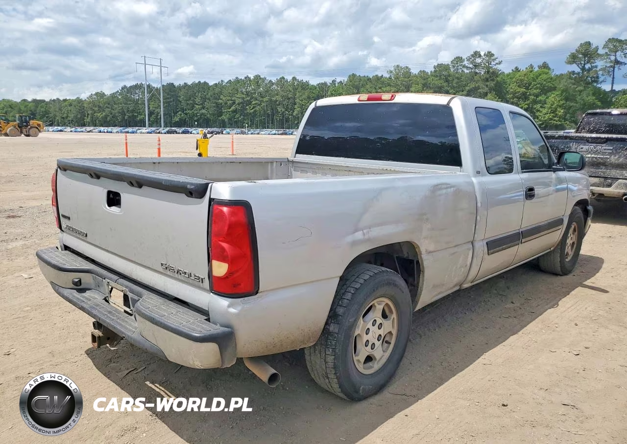 2003 Chevrolet Silverado C1500 VIN:1GCEC19V43Z271662 - 3
