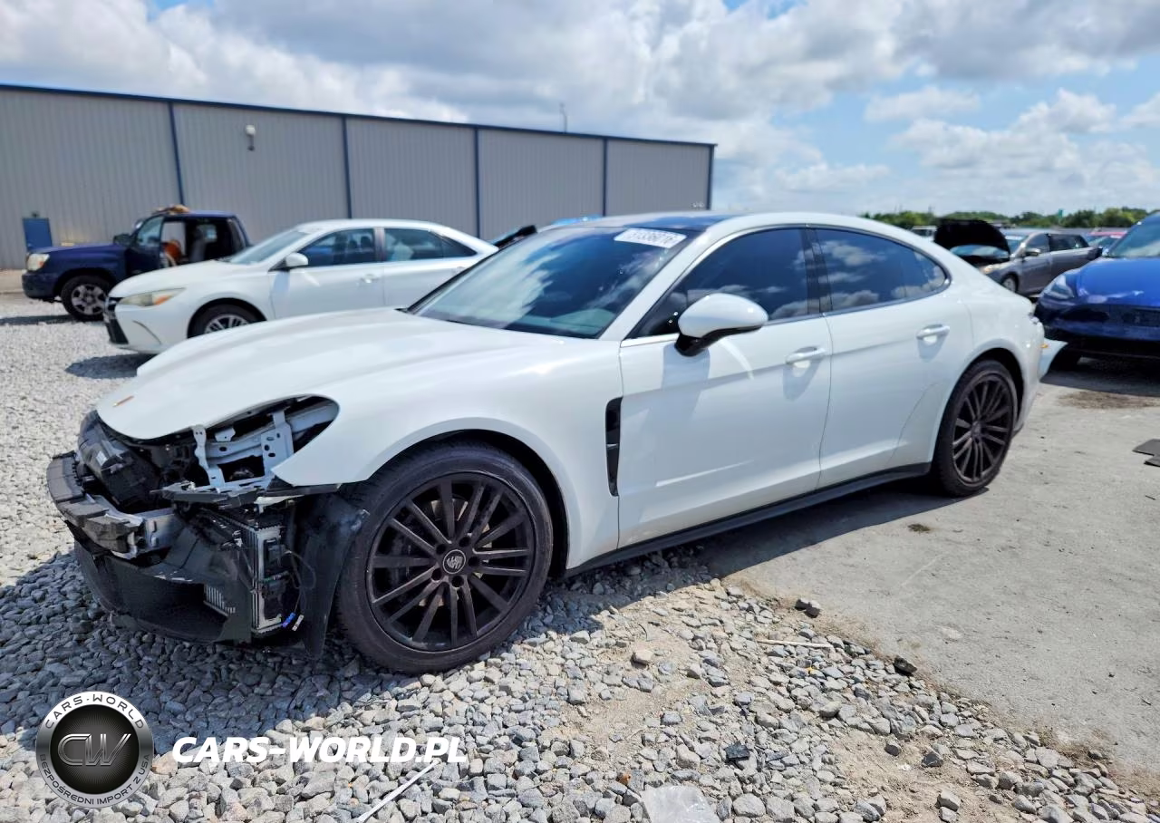 2021 Porsche Panamera Base