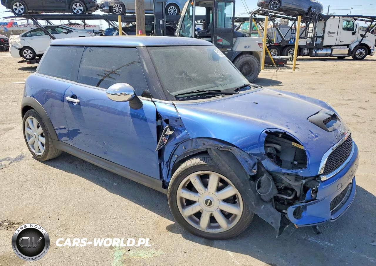 2008 Mini Cooper S VIN:WMWMF73518TV39489 - 4