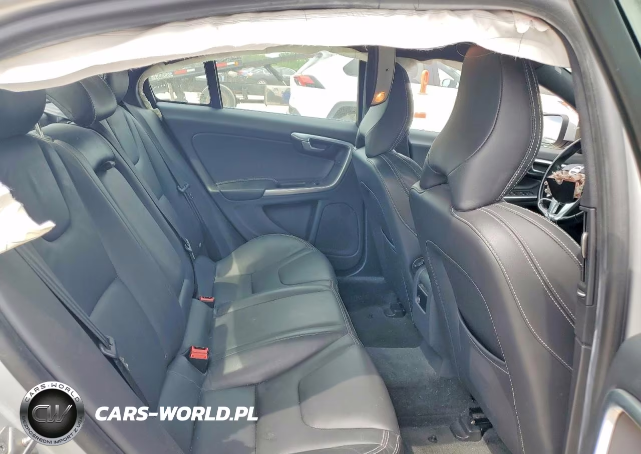 2015 Volvo S60 Premier VIN:YV140MFK0F2335834 - 10