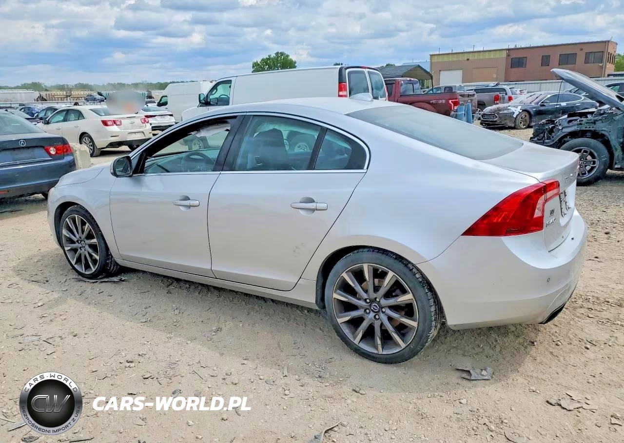 2015 Volvo S60 Premier VIN:YV140MFK0F2335834 - 2