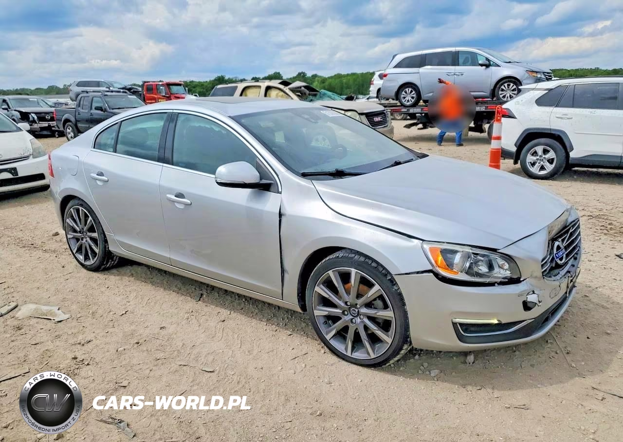 2015 Volvo S60 Premier VIN:YV140MFK0F2335834 - 4