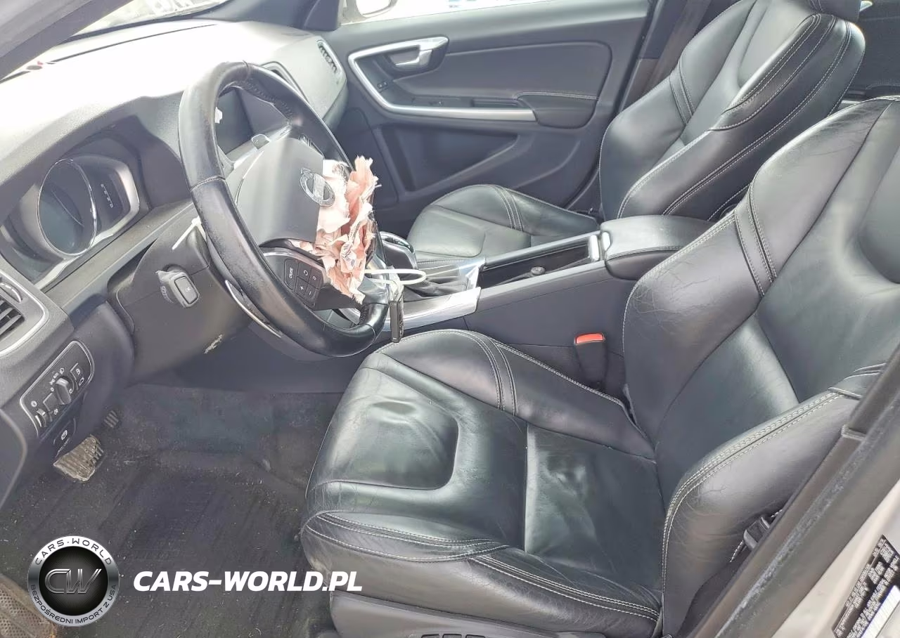 2015 Volvo S60 Premier VIN:YV140MFK0F2335834 - 7
