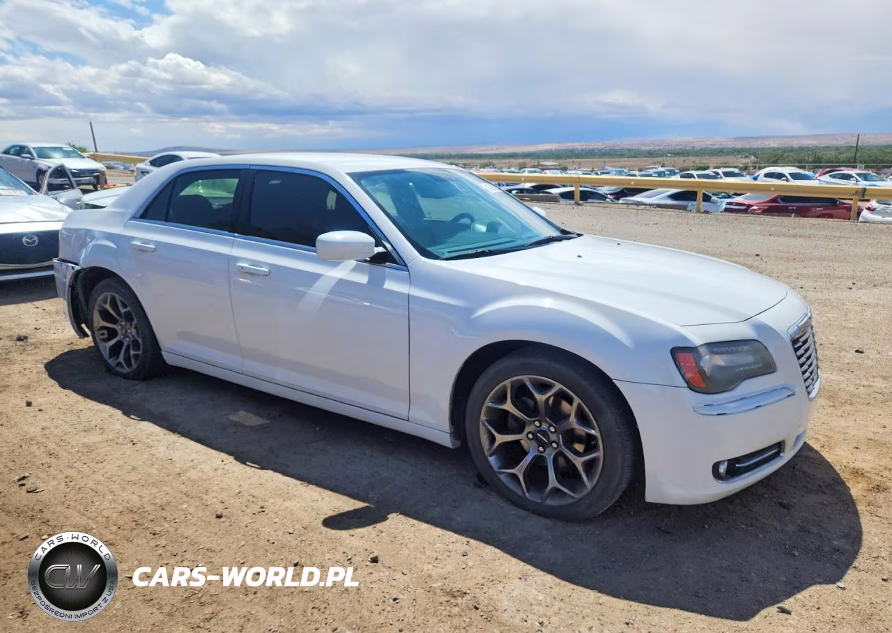 2012 Chrysler 300 S VIN:2C3CCABG1CH157271 - 4