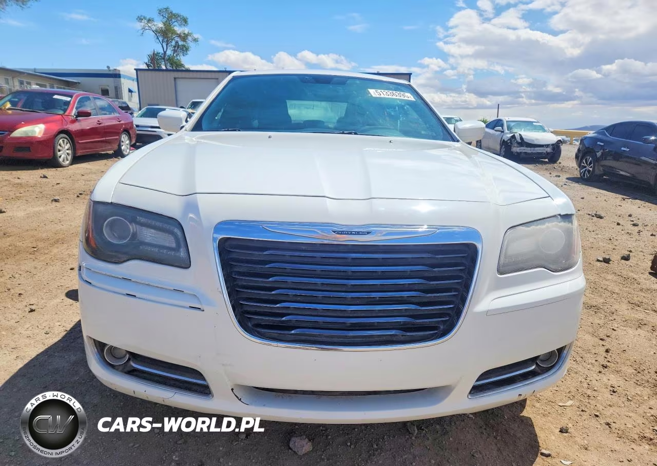 2012 Chrysler 300 S VIN:2C3CCABG1CH157271 - 5