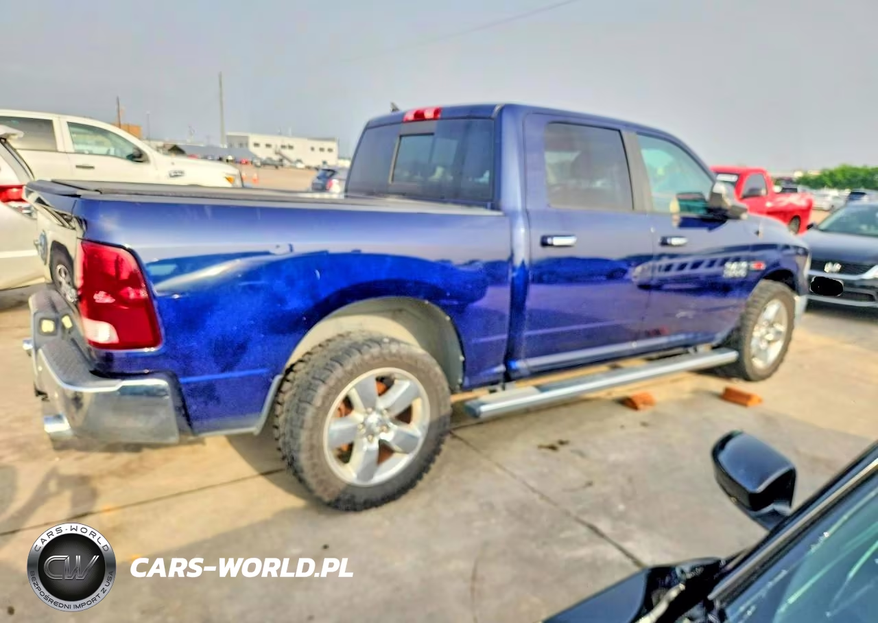 2015 Ram 1500 Big Horn VIN:1C6RR7LMXFS663374 - 3