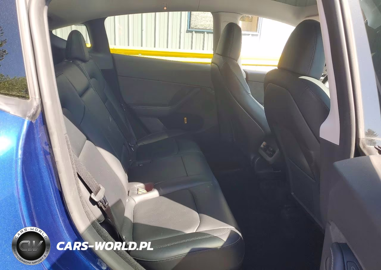 2023 Tesla Model Y VIN:7SAYGDEE8PA123454 - 10