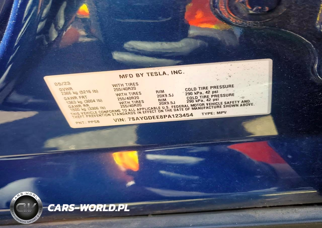 2023 Tesla Model Y VIN:7SAYGDEE8PA123454 - 12