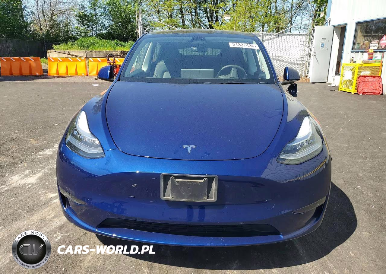2023 Tesla Model Y VIN:7SAYGDEE8PA123454 - 5