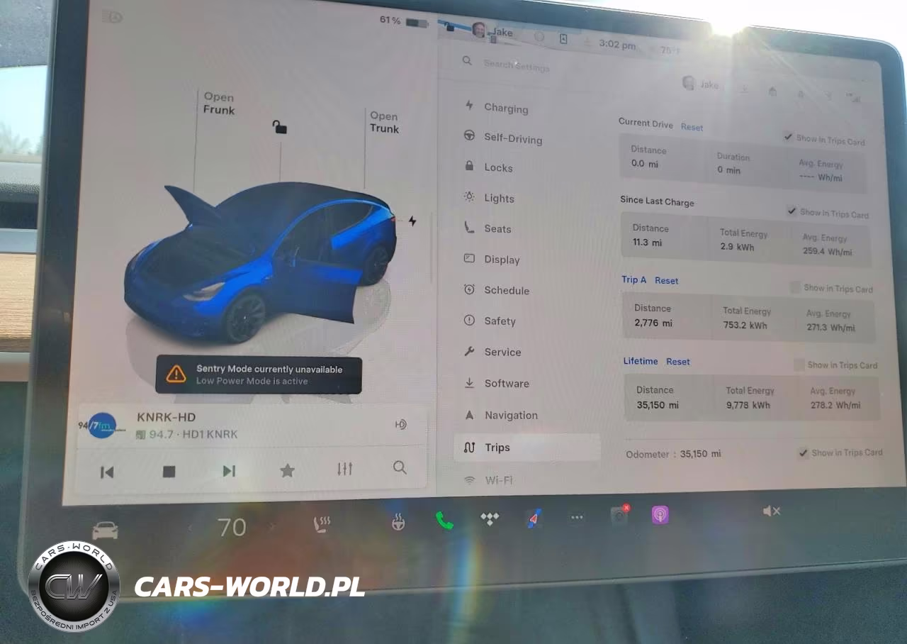2023 Tesla Model Y VIN:7SAYGDEE8PA123454 - 9