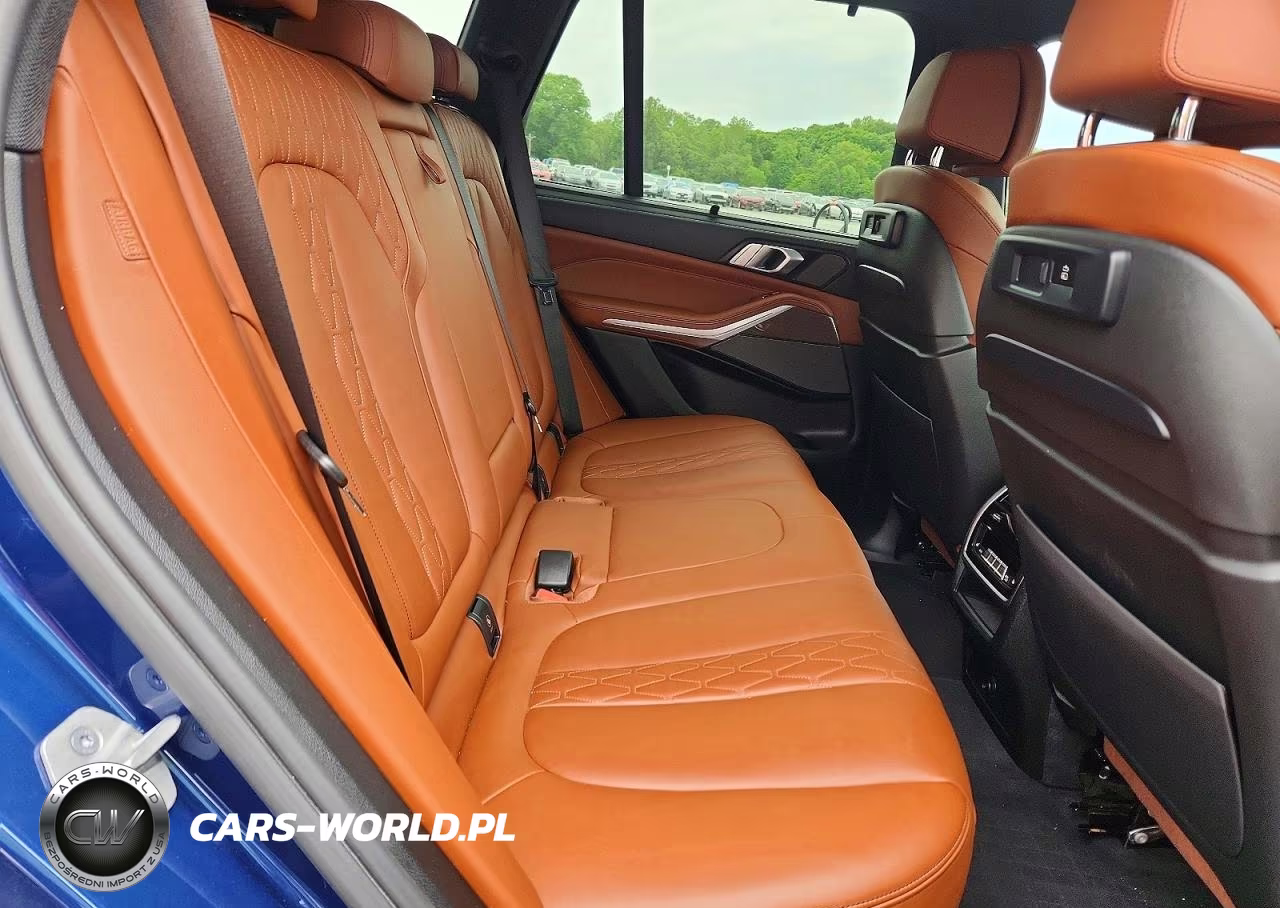 2021 BMW X5 M50I VIN:5UXJU4C06M9E46572 - 11