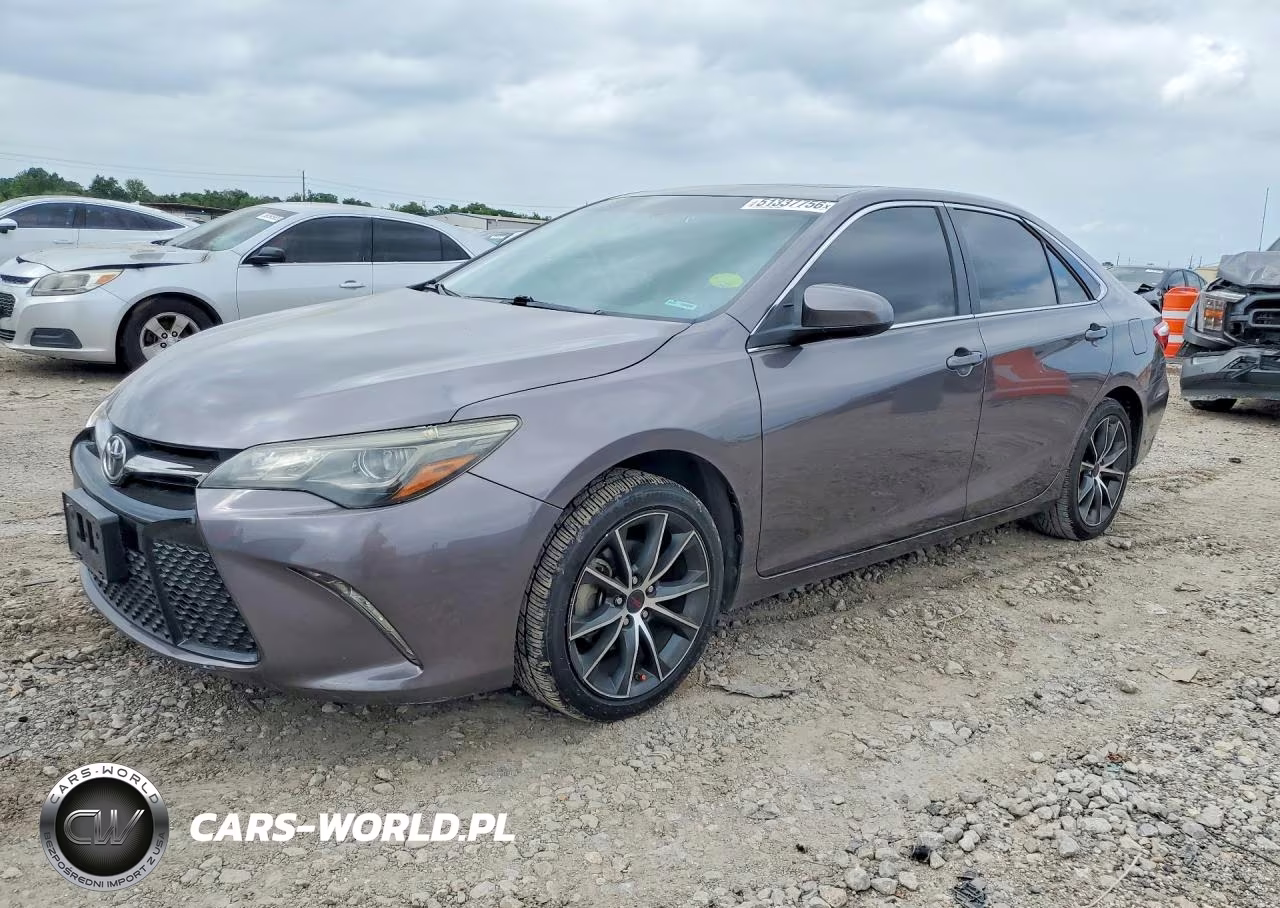 2016 Toyota Camry Xse V6 – zdjęcie 1 z 12