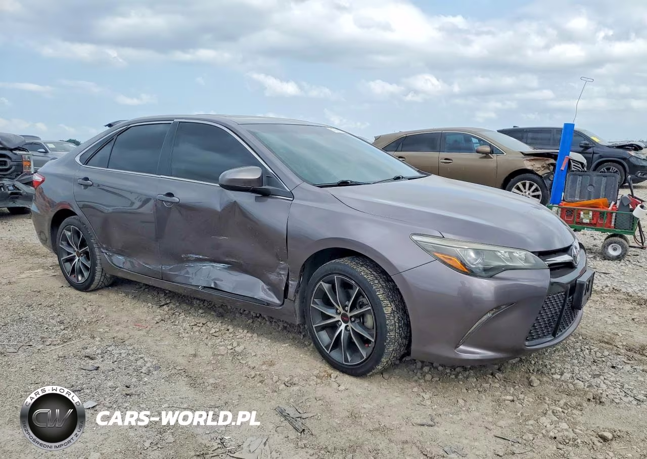 2016 Toyota Camry Xse V6 VIN:4T1BK1FK4GU576156 - 4