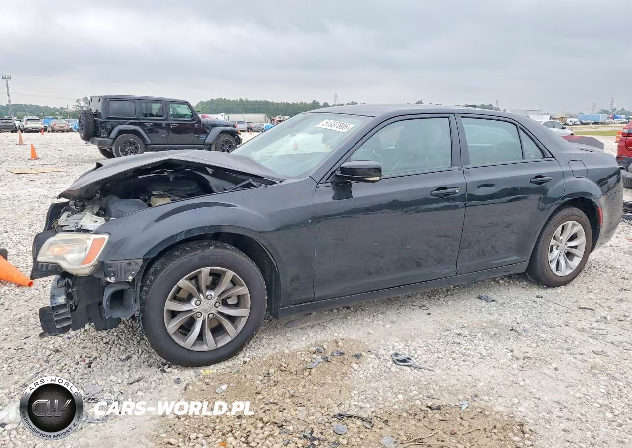 2015 Chrysler 300 Limited