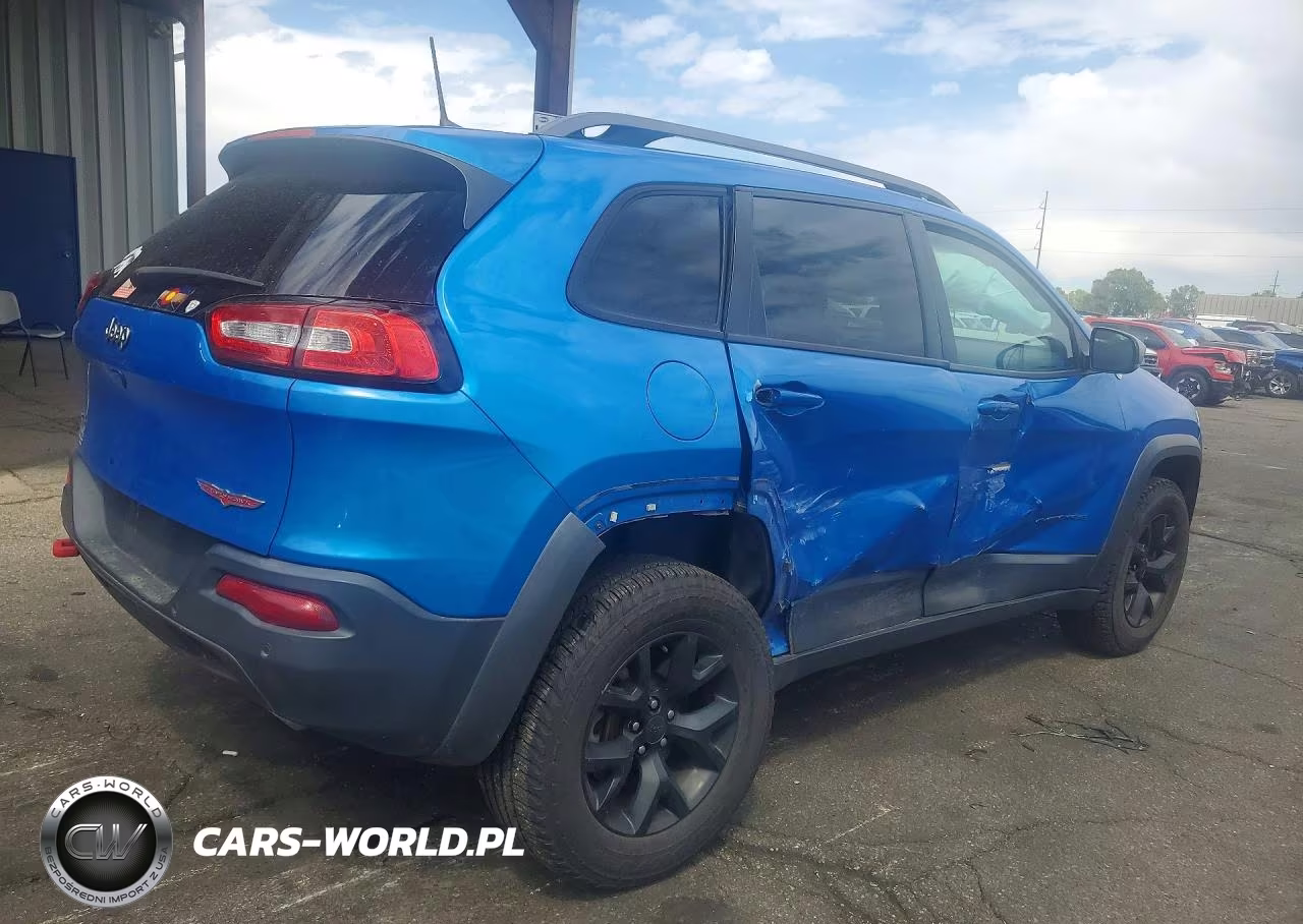 2018 Jeep Cherokee Trailhawk VIN:1C4PJMBX2JD522751 - 3