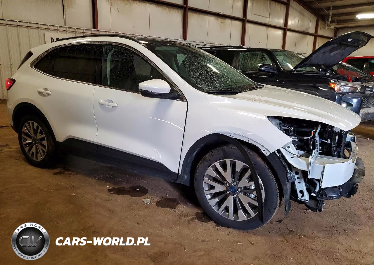 2020 Ford Escape Titanium VIN:1FMCU9J97LUC20537 - 4