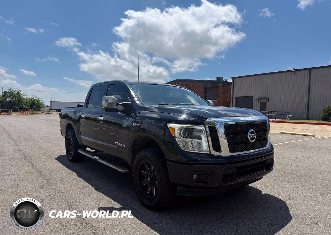 2017 Nissan Titan Sl