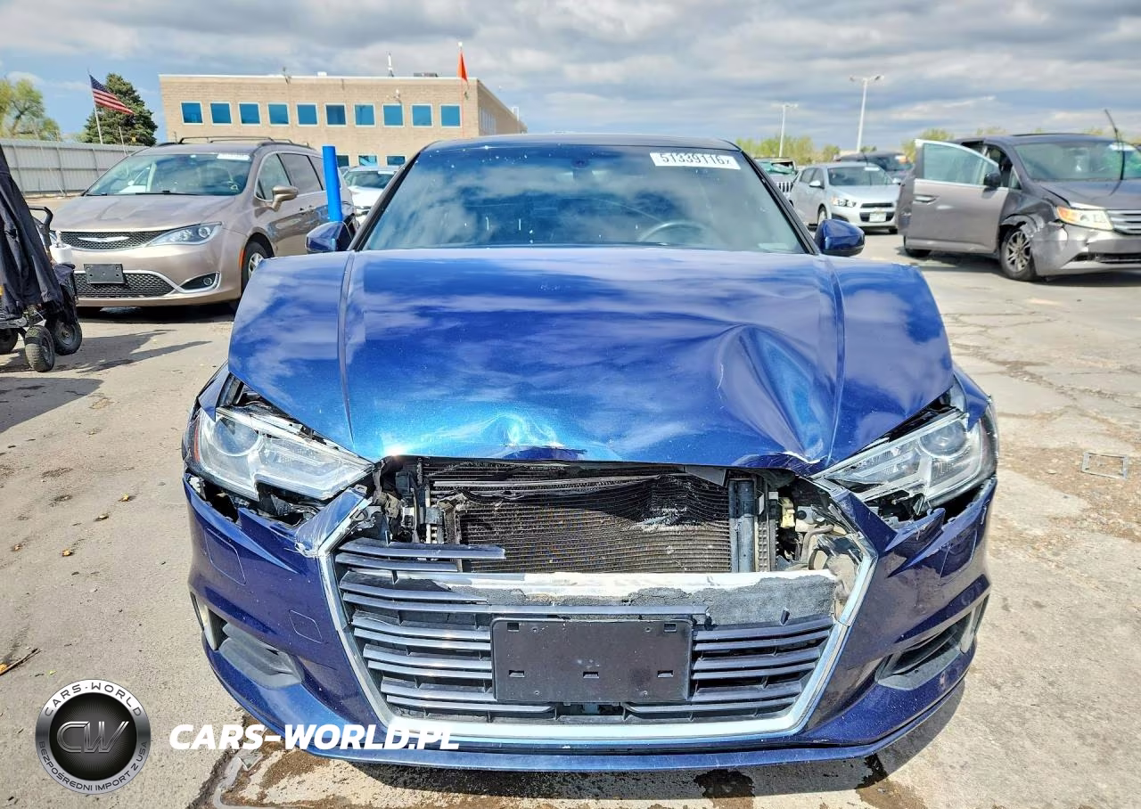 2018 Audi A3 Premium VIN:WAUAUGFF2J1023351 - 5