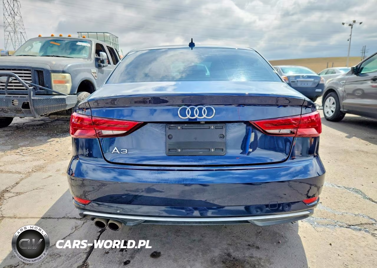 2018 Audi A3 Premium VIN:WAUAUGFF2J1023351 - 6