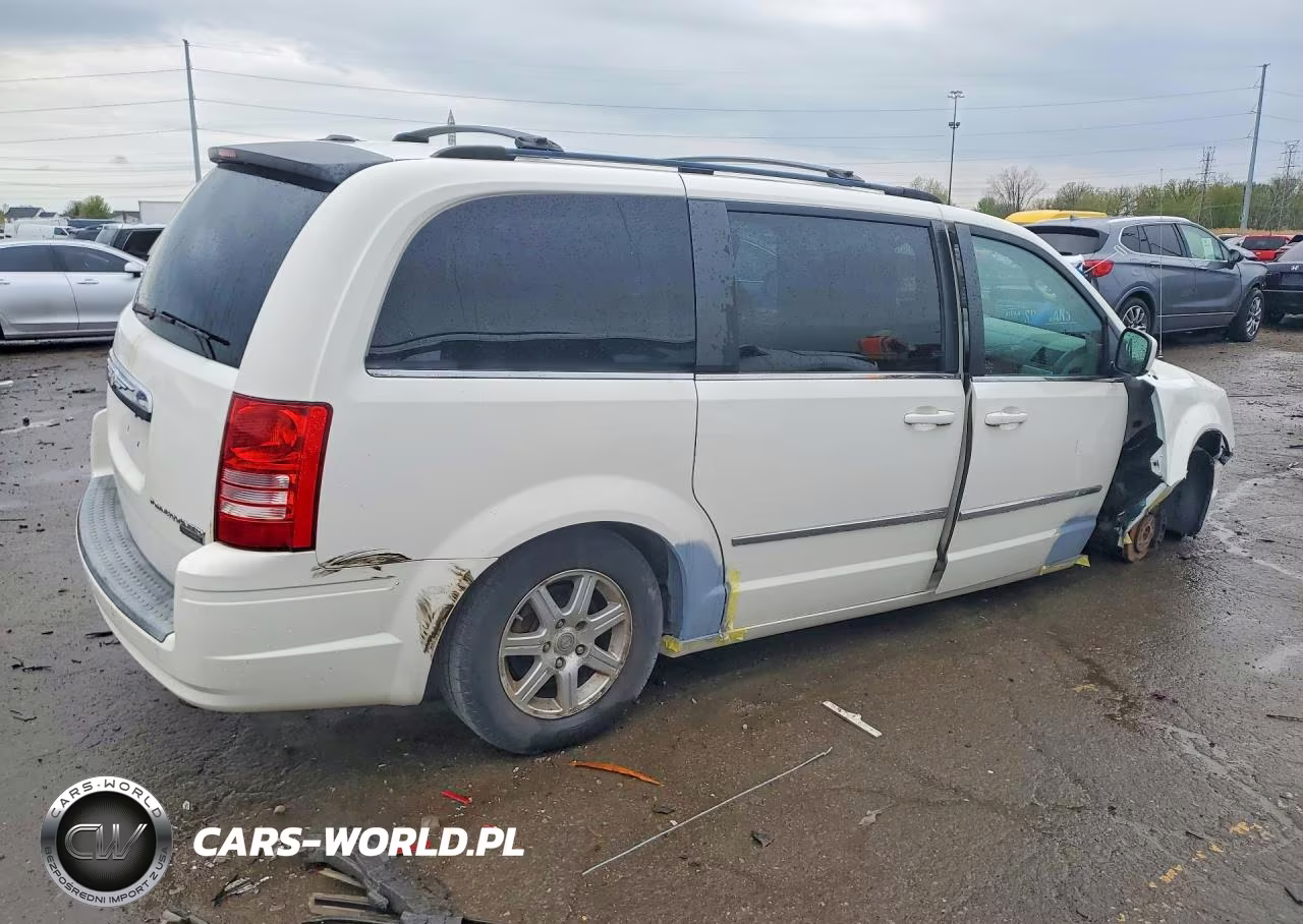 2009 Chrysler Town & Country Touring VIN:2A8HR541X9R594584 - 3